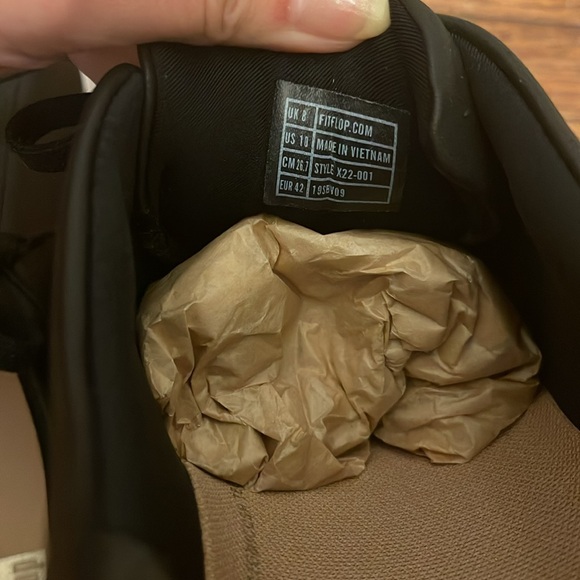 Fit Flop Sneakers - Picture 6 of 6